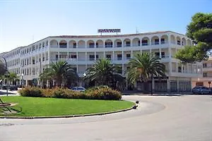Arcos Playa Apartments S'Illot  Spain